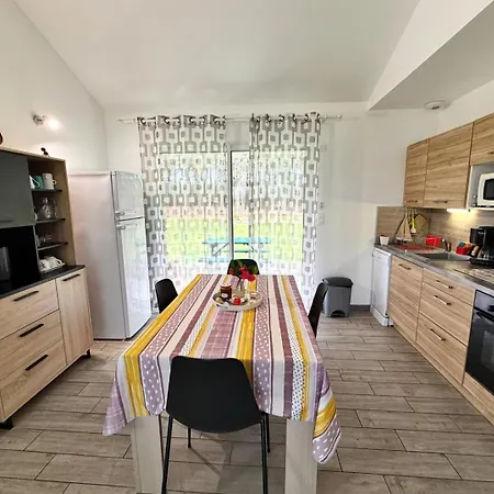 Le Du Tanon *